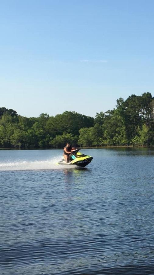 Alpine Lakeview Motel Room Wifi,Sandy Beach Boat Ramp,Pier,Marina,Bath House With Laundromat Hemphill Exterior photo